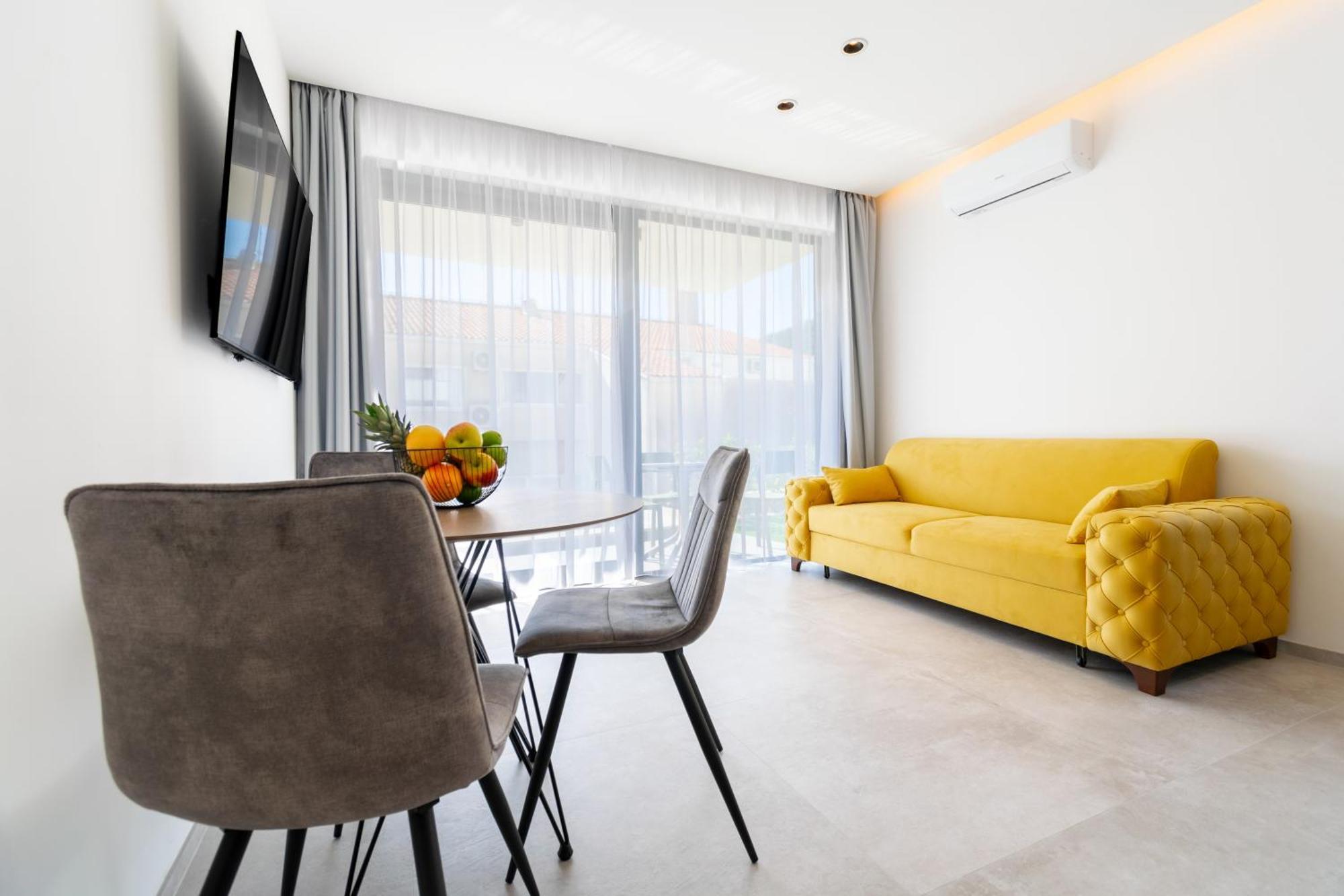 Pino 1 Apartment